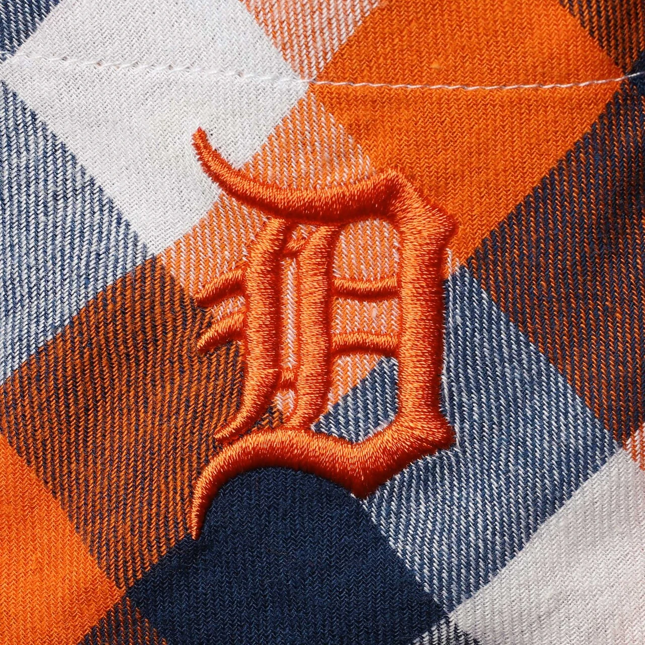 Women's Detroit Tigers Concepts Sport Navy/Orange Breakout Flannel Long Sleeve Nightshirt - Image 4