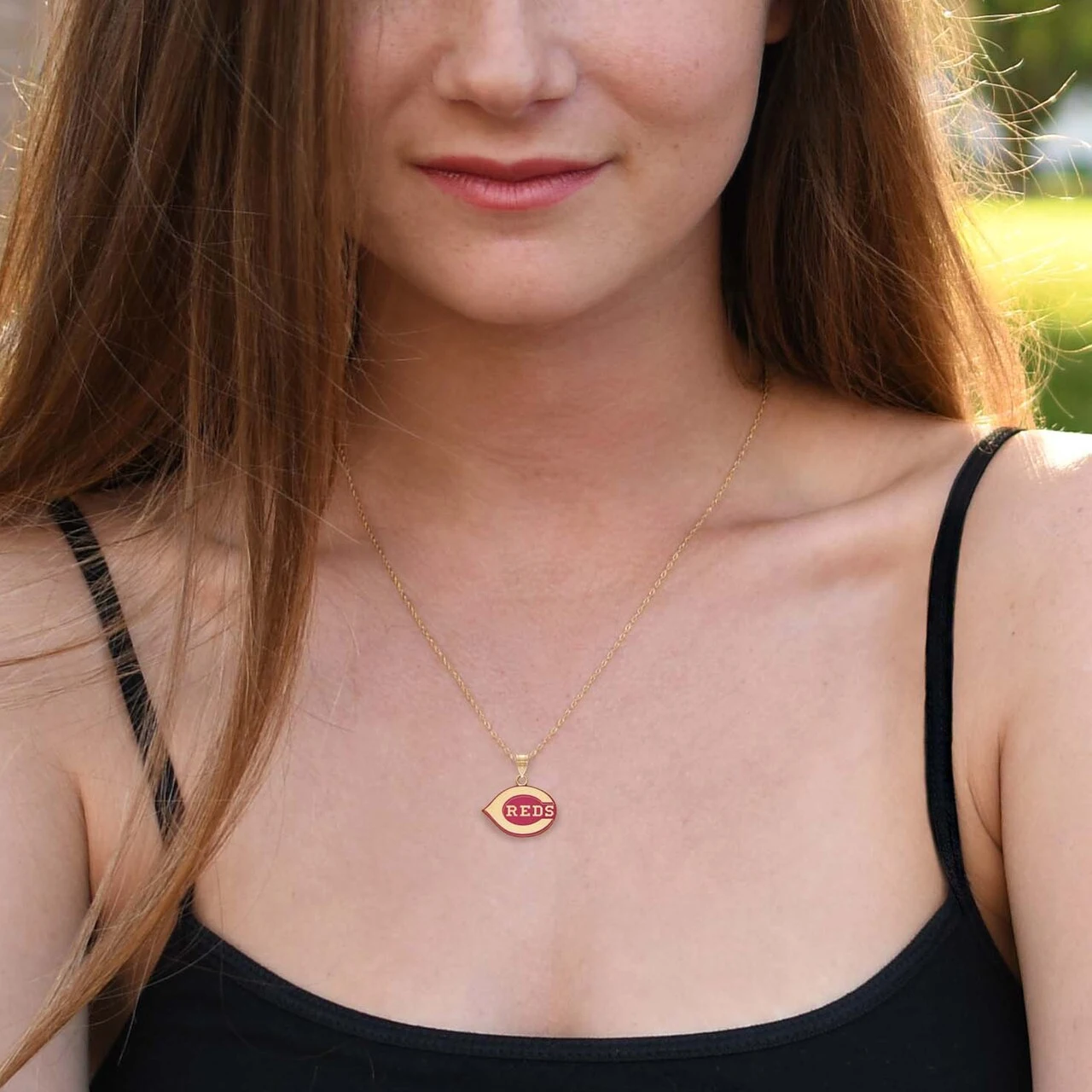 LogoArt Women's Cincinnati Reds Gold-Plated Enamel Pendant - Image 2
